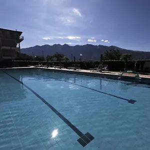 - Belvedere Allegra 101 - Am Gardasee Mieten Tignale